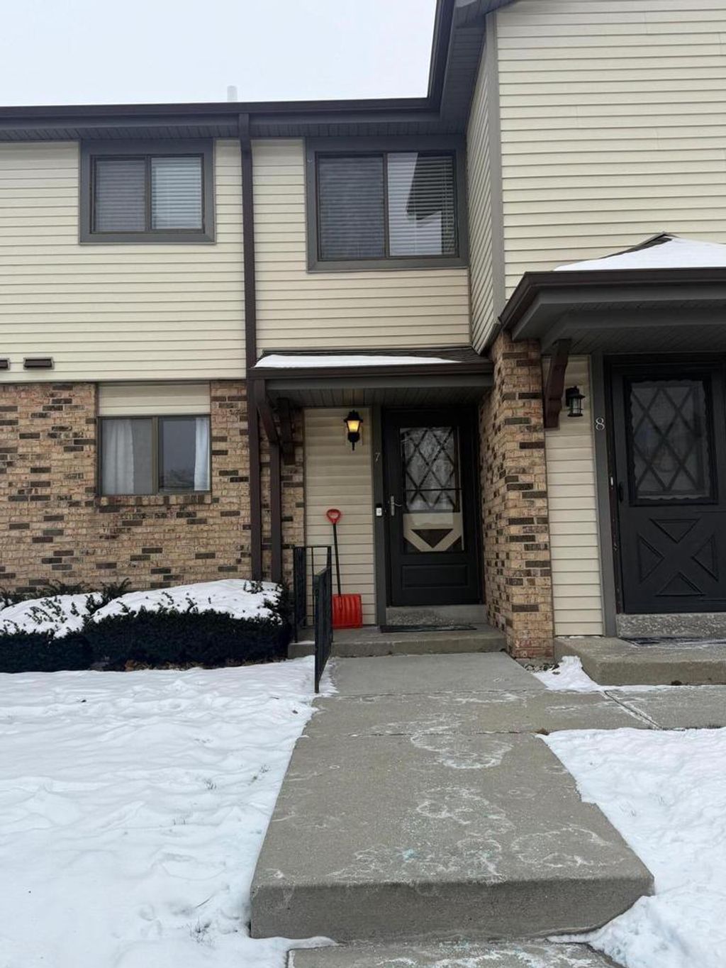 Photo of 5728 Cambridge CIRCLE #7, Mount Pleasant, WI 53406 (MLS # 1946433)