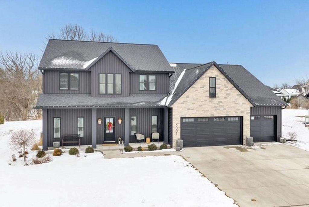 Photo of 3001 Stone Fence PLACE, Green Bay, WI 54311 (MLS # 50322529)