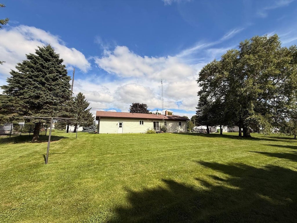 Photo of 613 Buwalda DRIVE, Waupun, WI 53963 (MLS # 1981918)