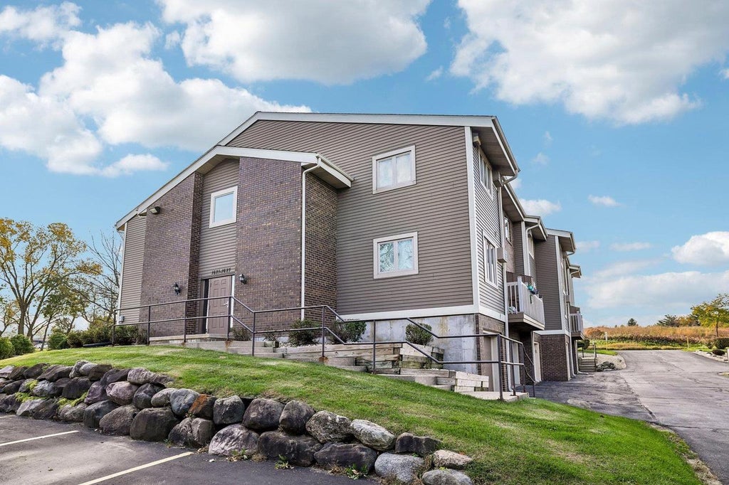 Photo of 1621 McKenna BOULEVARD, Madison, WI 53711 (MLS # 2035180)