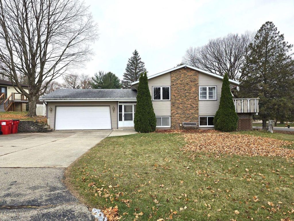 Photo of 2740 S Nakoma COURT, Beloit, WI 53511 (MLS # 2016142)