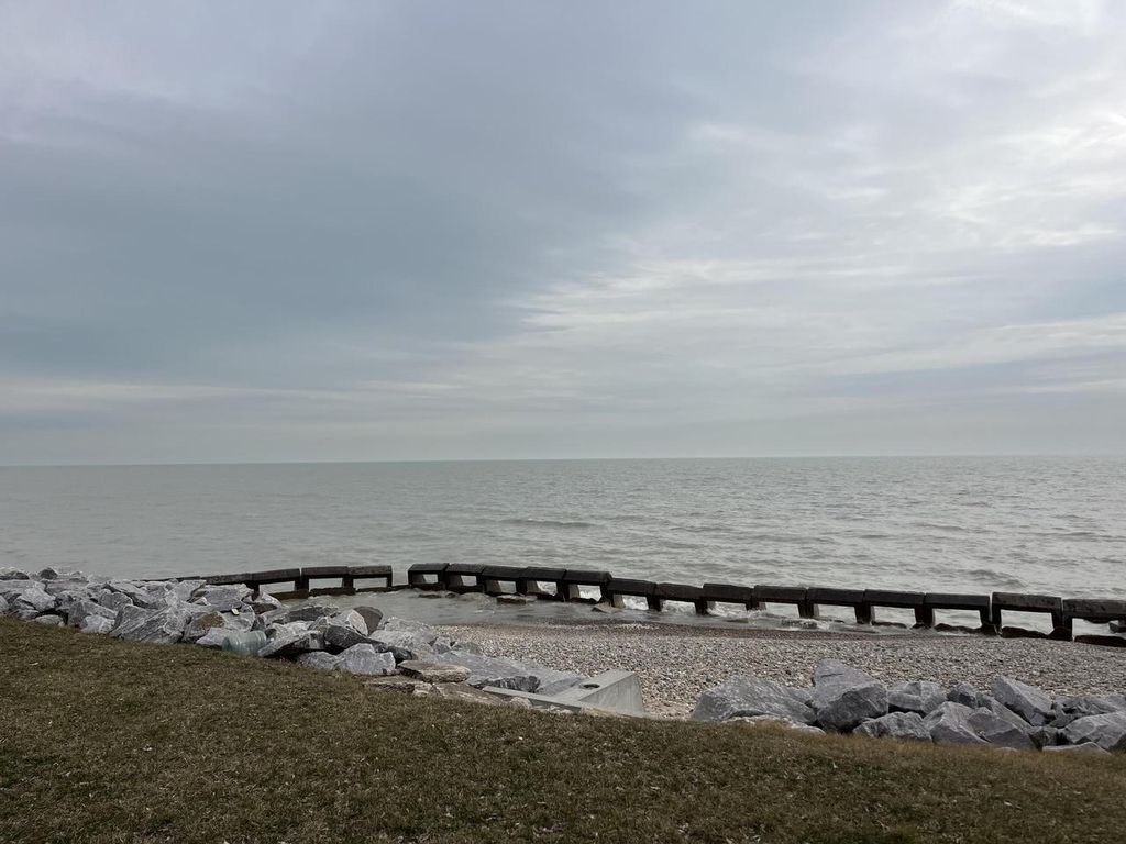 Photo of 9851 Lakeshore DRIVE, Pleasant Prairie, WI 53158 (MLS # 1954032)