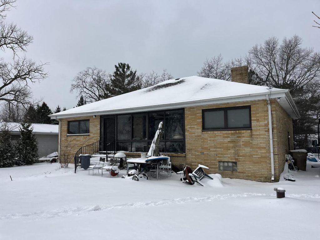 Photo of 9851 Lakeshore DRIVE, Pleasant Prairie, WI 53158 (MLS # 1954032)