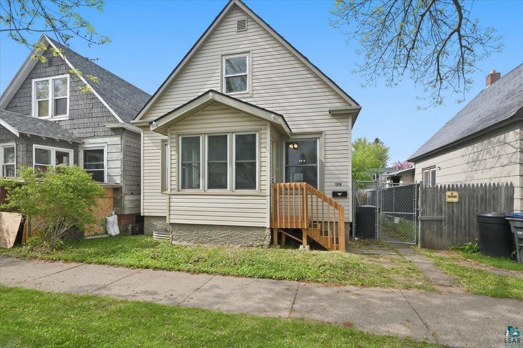 Photo of 1319 N 7th STREET, Superior, WI 54880 (MLS # 6125862)
