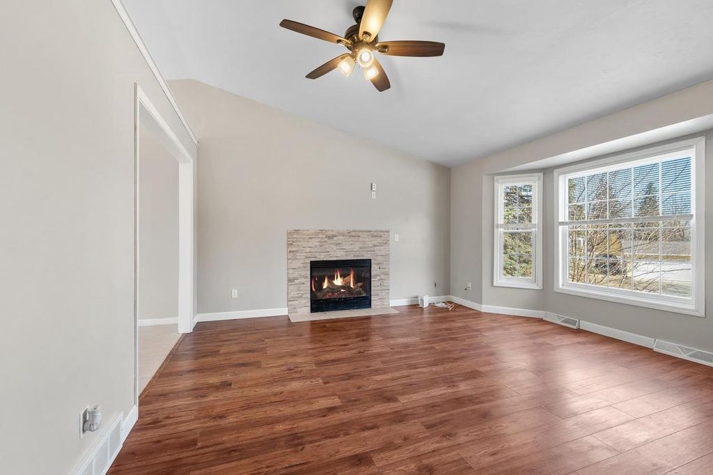 Photo of 2494 Vagabond STREET, Green Bay, WI 54302 (MLS # 50322042)