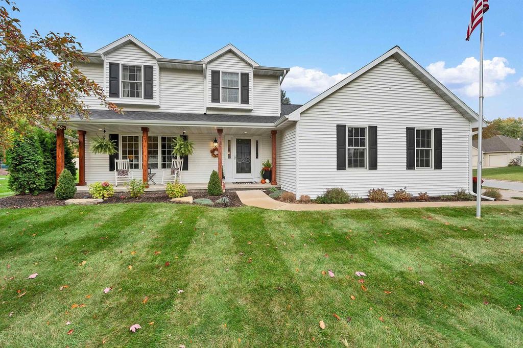 Photo of 3130 Early Bird LANE, Green Bay, WI 54313 (MLS # 50317168)