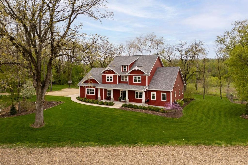 Photo of 470 York Center ROAD, Waterloo, WI 53594 (MLS # 2021966)
