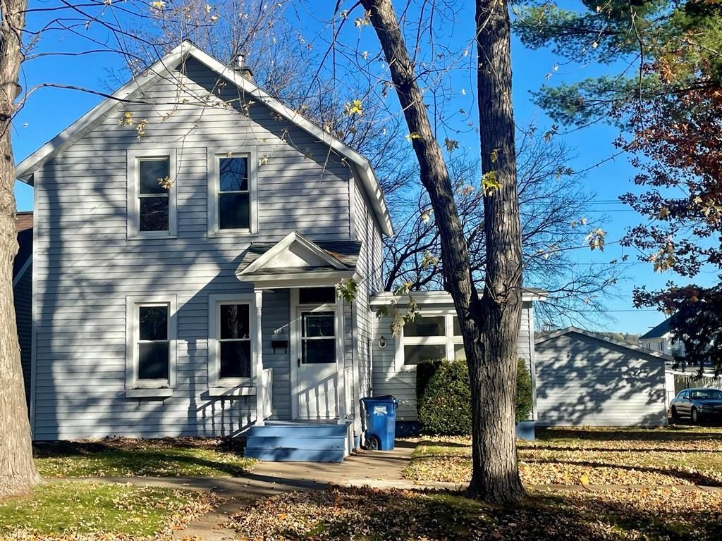 Photo of 115 N 2nd AVENUE, Wausau, WI 54401 (MLS # 22505302)