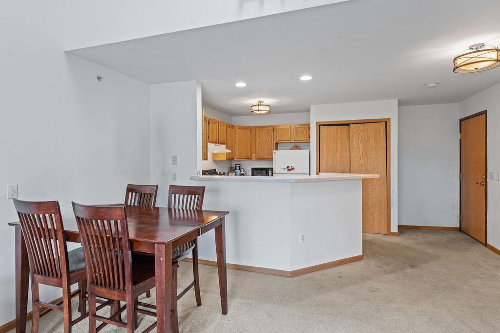 Photo of 33B Grand Canyon DRIVE #207, Baraboo, WI 53913 (MLS # 2011340)