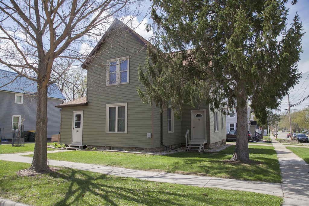 Photo of 886 N Central AVENUE, Richland Center, WI 53581 (MLS # 2020798)