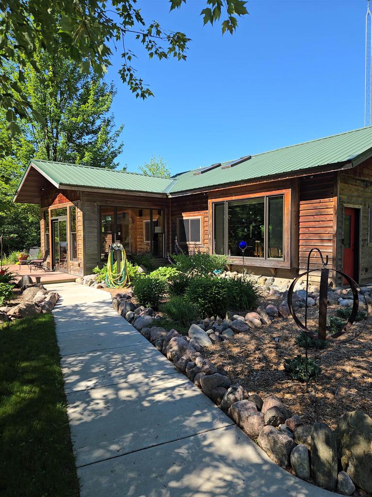 Photo of N11166 Deer Lake ROAD, Athelstane, WI 54301 (MLS # 50328330)