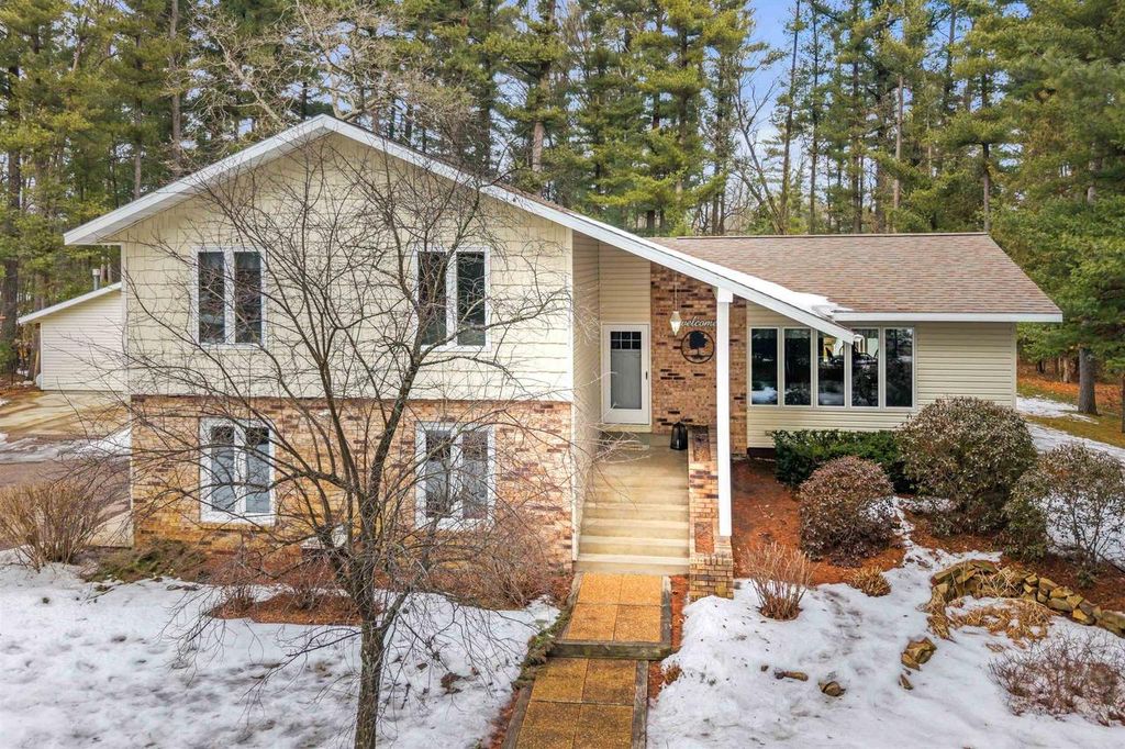 Photo of 4021 Alpine WAY, Wisconsin Rapids, WI 54494 (MLS # 22600659)