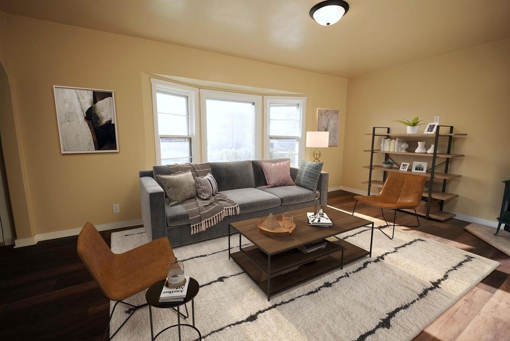 Photo of 1214 S 18th STREET, Manitowoc, WI 54220 (MLS # 50325631)