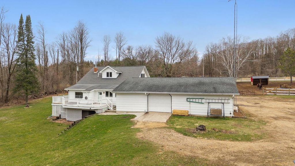 Photo of 1135 County Road K ROAD, Wisconsin Dells, WI 53965 (MLS # 2019938)
