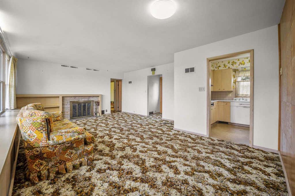 Photo of 555 Pleasant Hill AVENUE, Lomira, WI 53048 (MLS # 50331574)