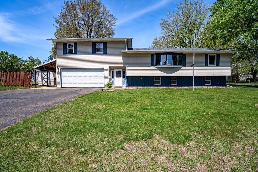 Photo of 106 Lilac STREET, Eau Claire, WI 54703 (MLS # 1601226)