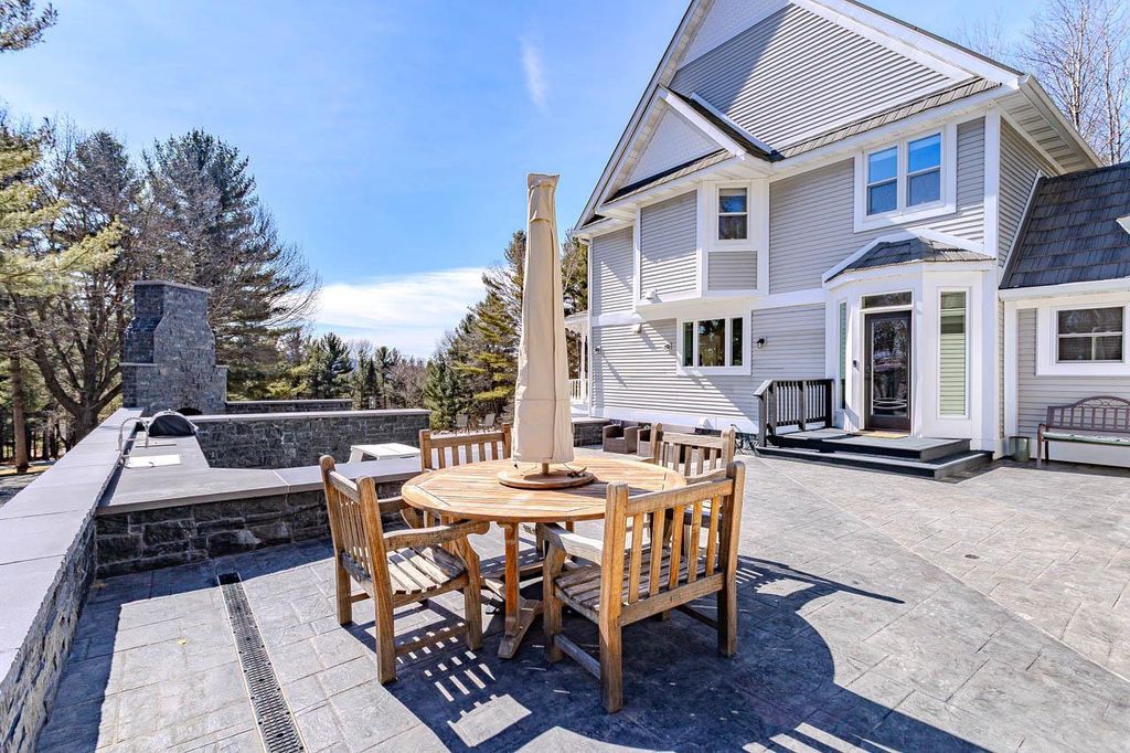 Photo of 4402 Hilltop AVENUE, Wausau, WI 54401 (MLS # 22601230)