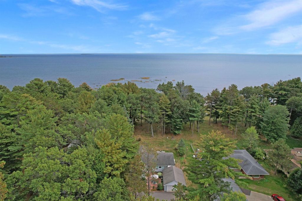 Photo of N2940 Cooke LANE, Marinette, WI 54143 (MLS # 50315469)