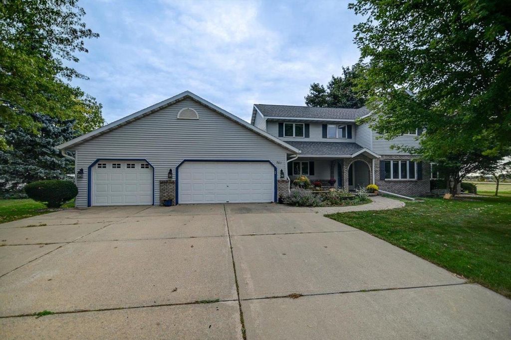 Photo of 701 Holy Cross WAY, Madison, WI 53704 (MLS # 2010204)