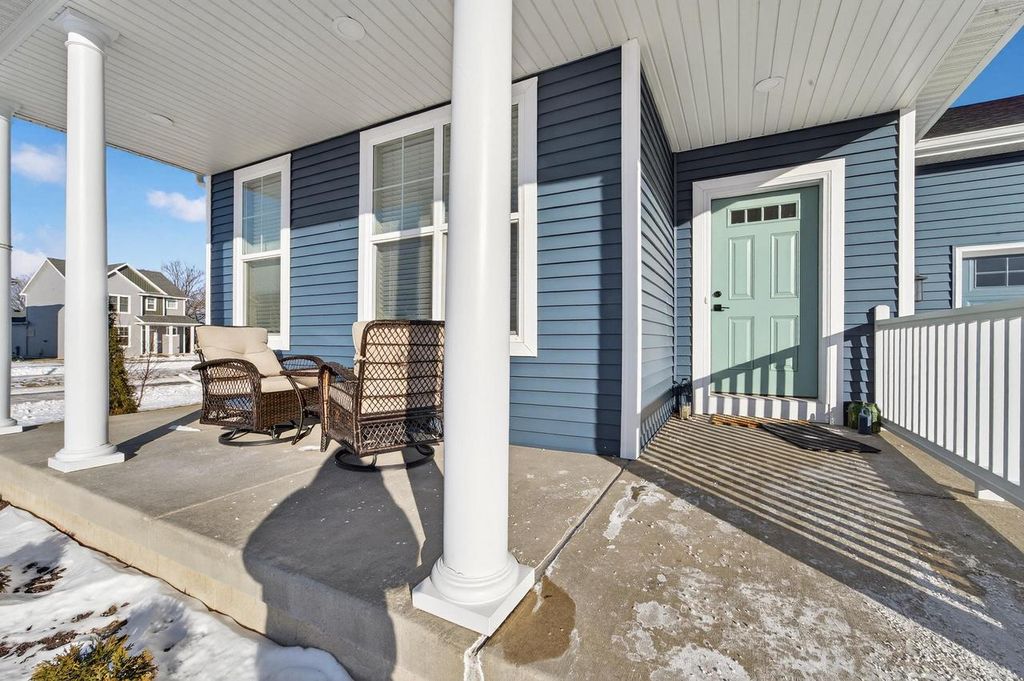 Photo of 2529 Clover Point DRIVE, Fitchburg, WI 53711 (MLS # 2015975)