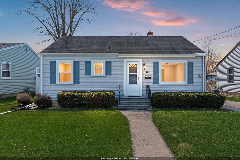 Photo of 867 Marquette STREET, Menasha, WI 54952 (MLS # 50324135)