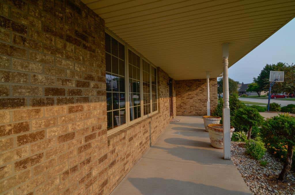 Photo of 2360 la Rue LANE, Green Bay, WI 54313 (MLS # 50330788)