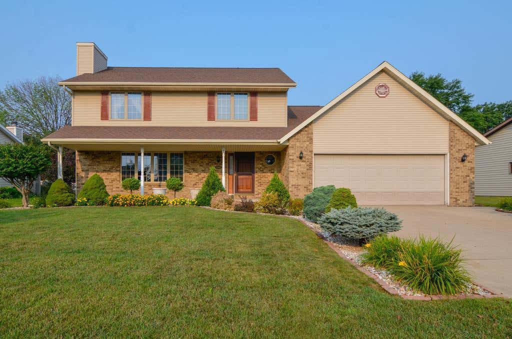 Photo of 2360 la Rue LANE, Green Bay, WI 54313 (MLS # 50330788)