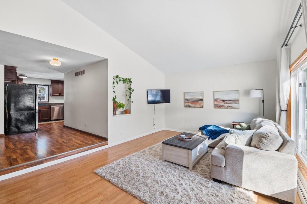 Photo of 2710 Porter ROAD, Plover, WI 54467 (MLS # 22600755)