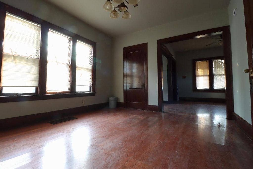 Photo of 1314 N 22nd STREET, Milwaukee, WI 53205 (MLS # 1943427)