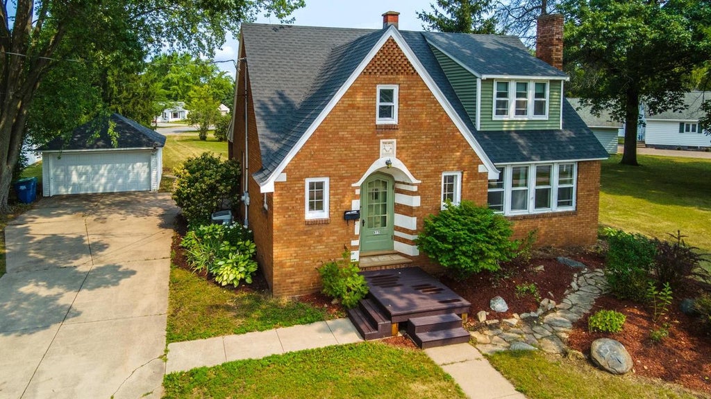 Photo of 813 Western AVENUE, Mosinee, WI 54455 (MLS # 22603892)