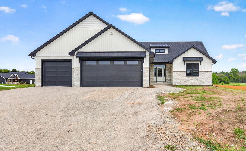 Photo of N918 Quarry Rim ROAD, Hortonville, WI 54944 (MLS # 50331296)