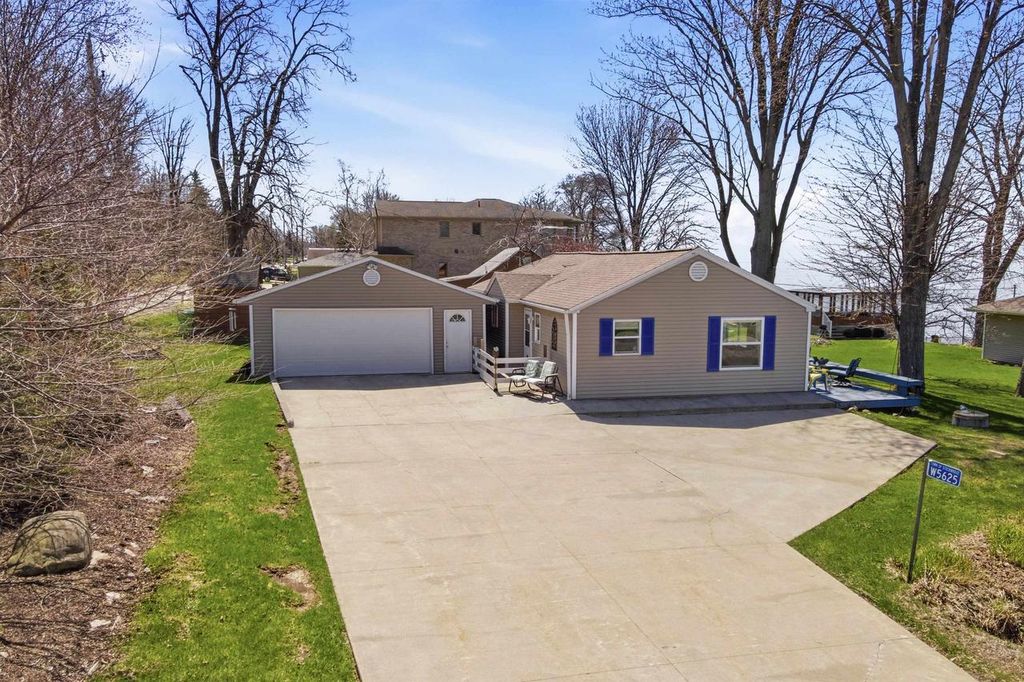 Photo of W5625 Faro Springs ROAD, Hilbert, WI 54129 (MLS # 50324130)