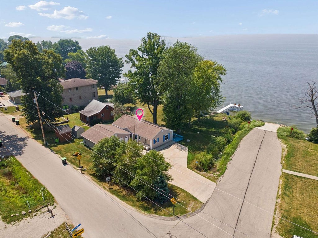 Photo of W5625 Faro Springs ROAD, Hilbert, WI 54129 (MLS # 50324130)
