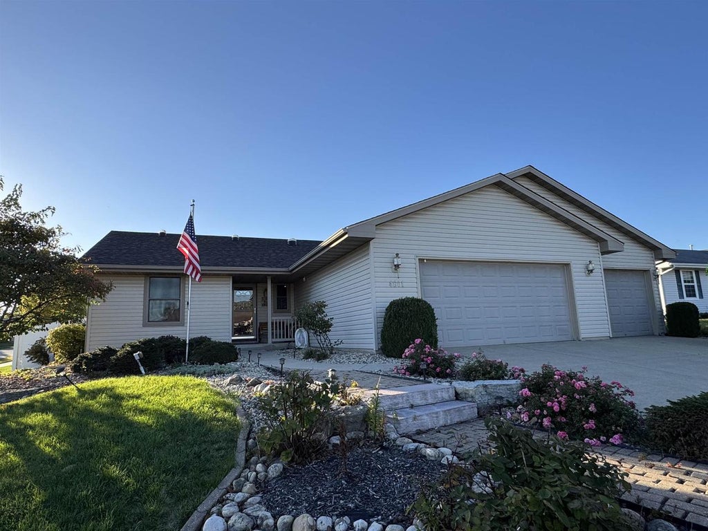 Photo of 4601 Glacier View DRIVE, Milton, WI 53563 (MLS # 2035034)