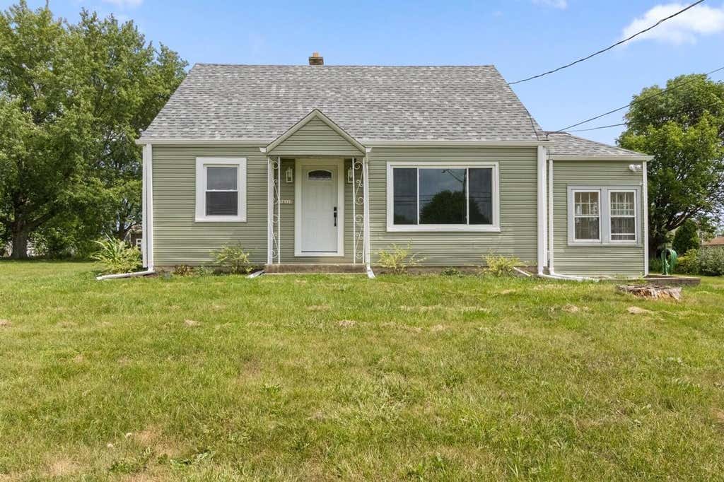 Photo of 10110 S Shepard AVENUE, Oak Creek, WI 53154 (MLS # 1974883)