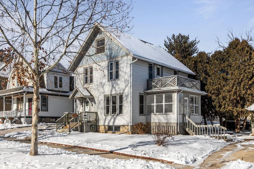 Photo of 204 Oneida STREET, Beaver Dam, WI 53916 (MLS # 50320394)