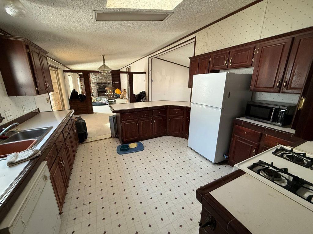 Photo of N4958 Arrowhead TRAIL, Juneau, WI 53039 (MLS # 50319444)