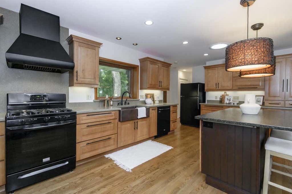 Photo of W195S9804 Racine AVENUE, Muskego, WI 53150 (MLS # 1975117)