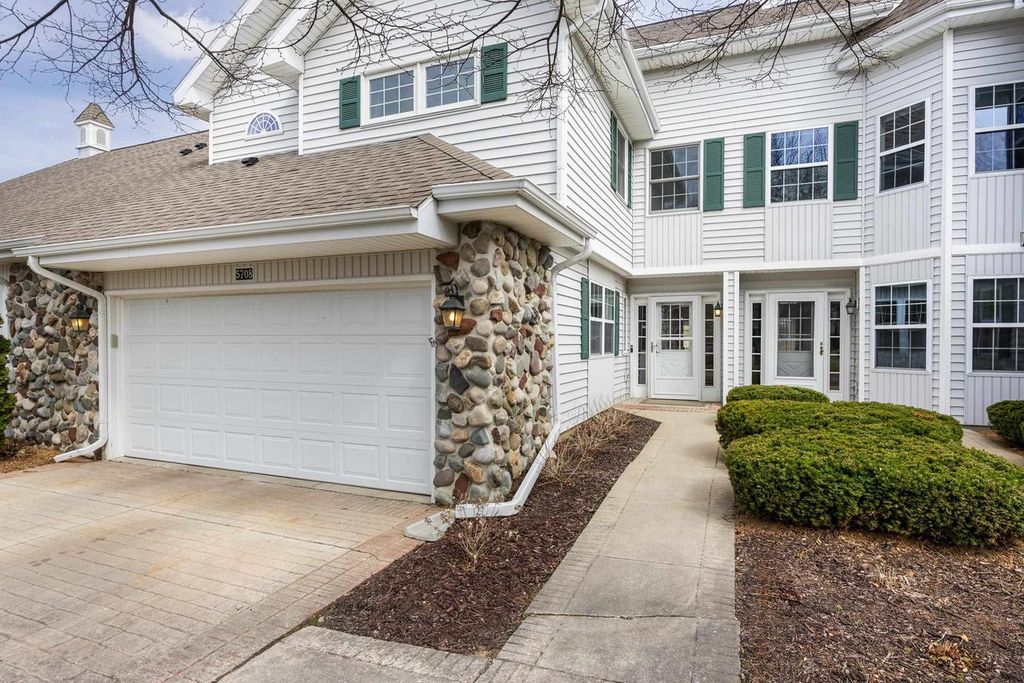 Photo of 5708 Steeplechase DRIVE #8, Waunakee, WI 53597 (MLS # 2019469)