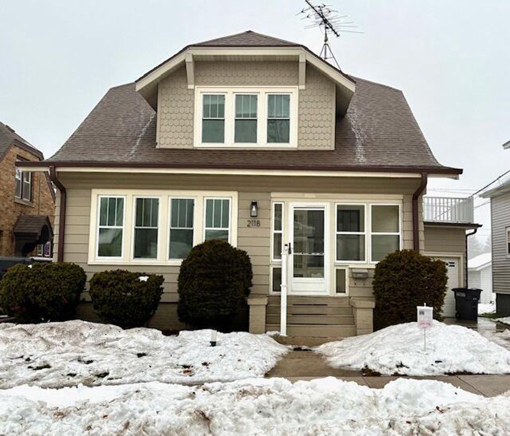 Photo of 2118 Cooper AVENUE, Sheboygan, WI 53083 (MLS # 1934584)