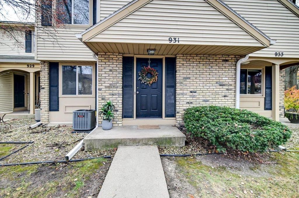 Photo of 931 S Gammon ROAD, Madison, WI 53719 (MLS # 2012489)