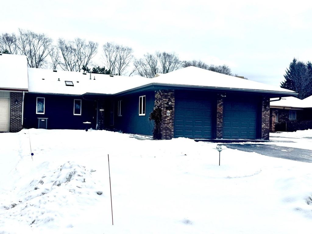 Photo of 1116 Aspen COURT #B, Kohler, WI 53044 (MLS # 1947980)