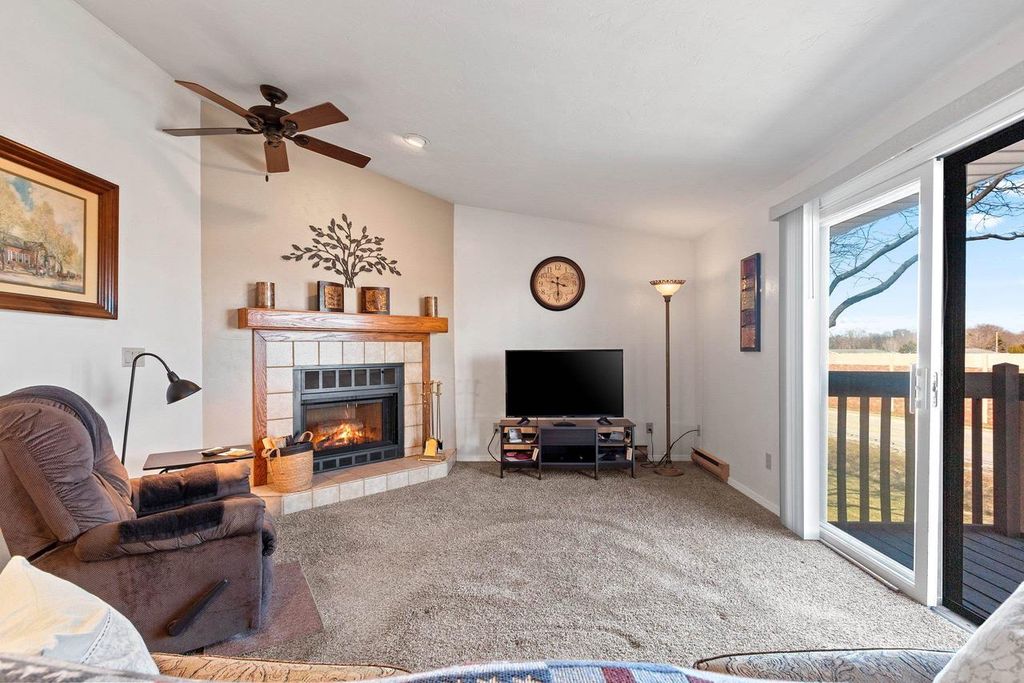 Photo of 2409 Cedar Ridge COURT #C, Green Bay, WI 54313 (MLS # 50323484)