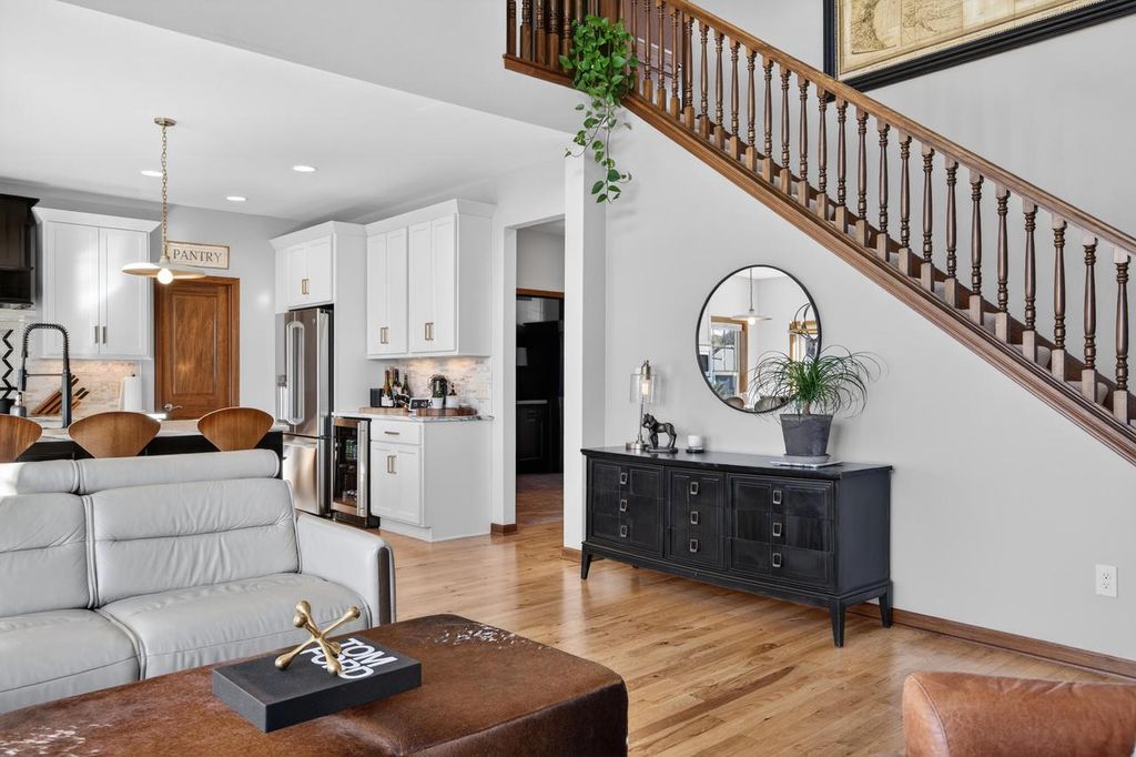 Photo of W79N417 Ridgeway LANE, Cedarburg, WI 53012 (MLS # 1946289)