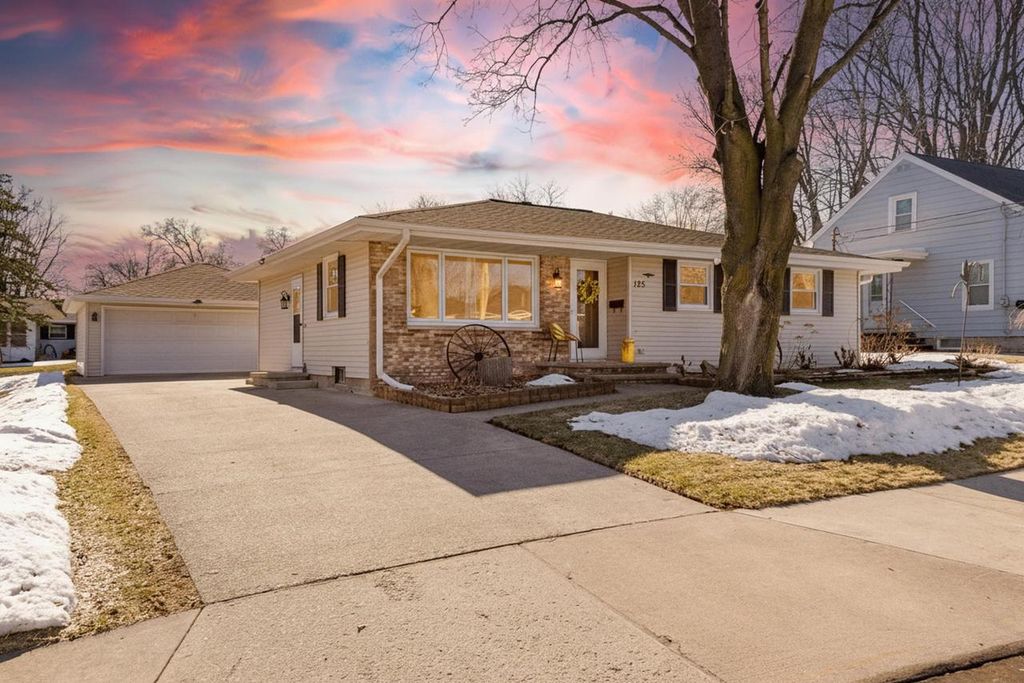 Photo of 125 McKinley STREET, Kaukauna, WI 54130 (MLS # 50322597)