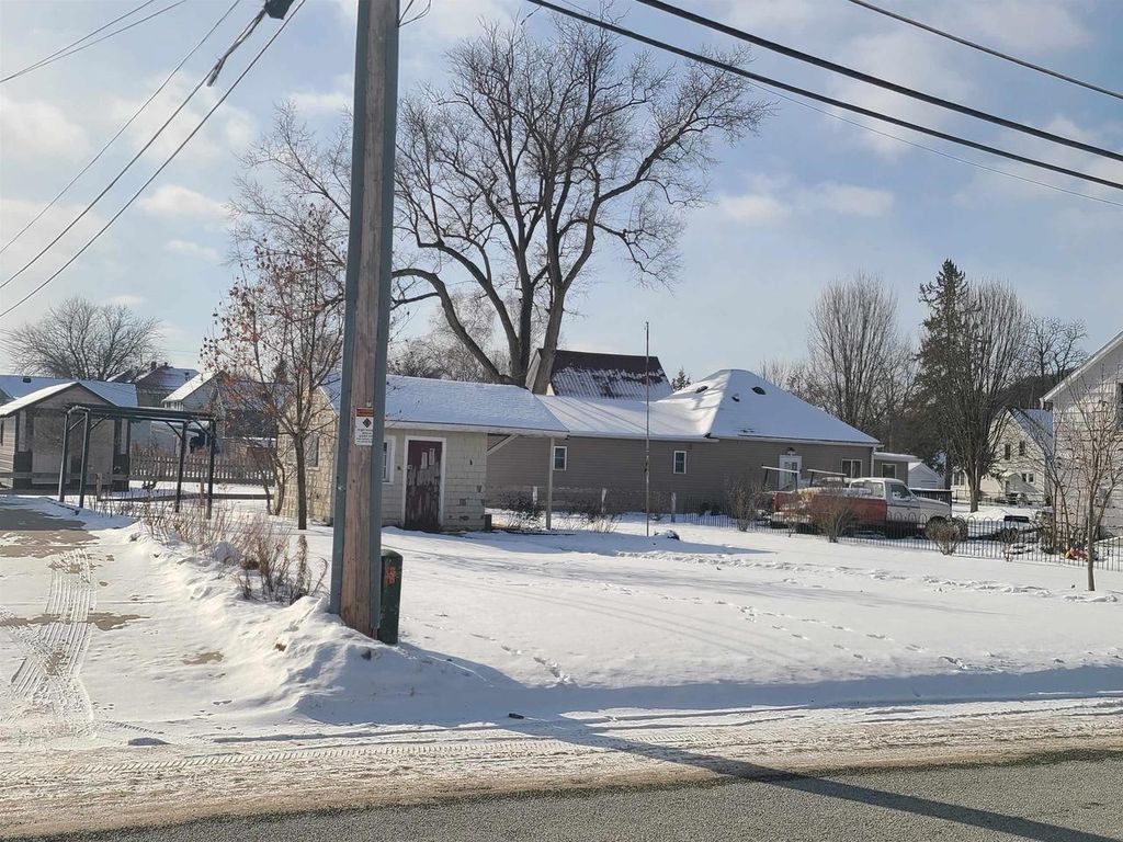 Photo of 165 E 8th STREET, Richland Center, WI 53581 (MLS # 2015559)