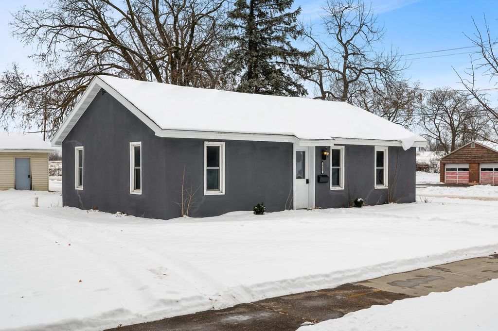 Photo of 2845 Harvey STREET, La Crosse, WI 54603 (MLS # 1945212)