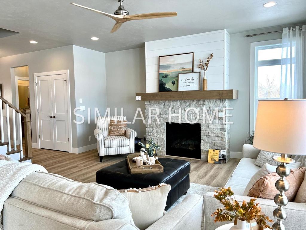 Photo of 5875 W Delta DRIVE, Menasha, WI 54952 (MLS # 50321534)