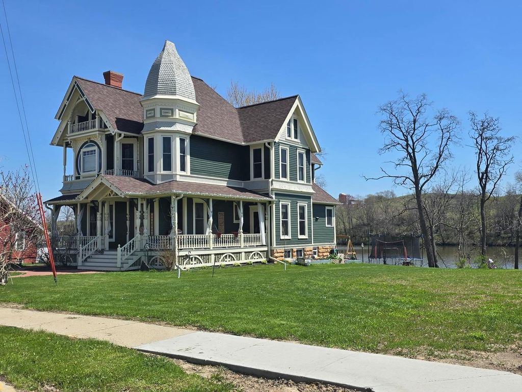 Photo of 560 Water AVENUE, Hillsboro, WI 54364 (MLS # 2022302)