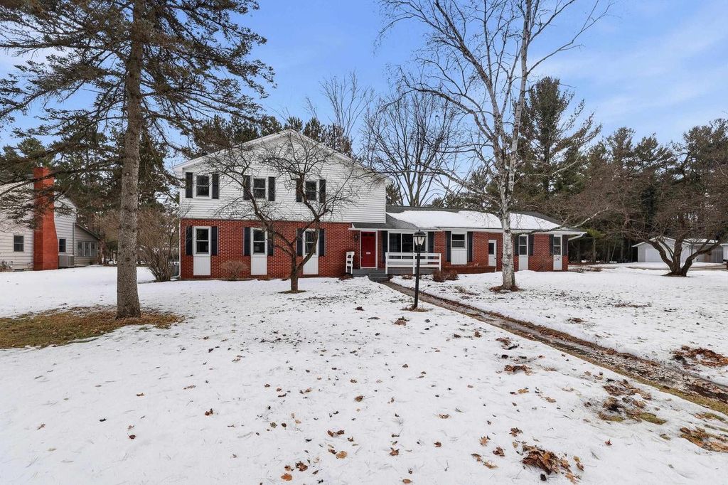 Photo of 4201 Janick CIRCLE, Stevens Point, WI 54481 (MLS # 22600643)